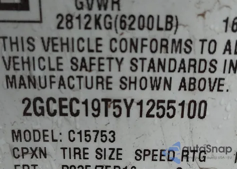 2000 Chevrolet Silverado 1500 Ls z USA, uszkodzony, nr VIN 2GCEC19T5Y1255100